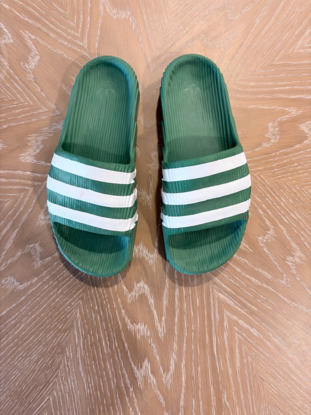Adidas Adilette 22 men’s slides size: 10